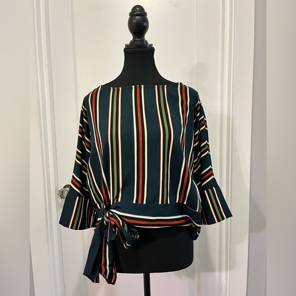 She + Sky Tops - She + Sky Green & Orange Striped – ~21.5 P2P – Size M